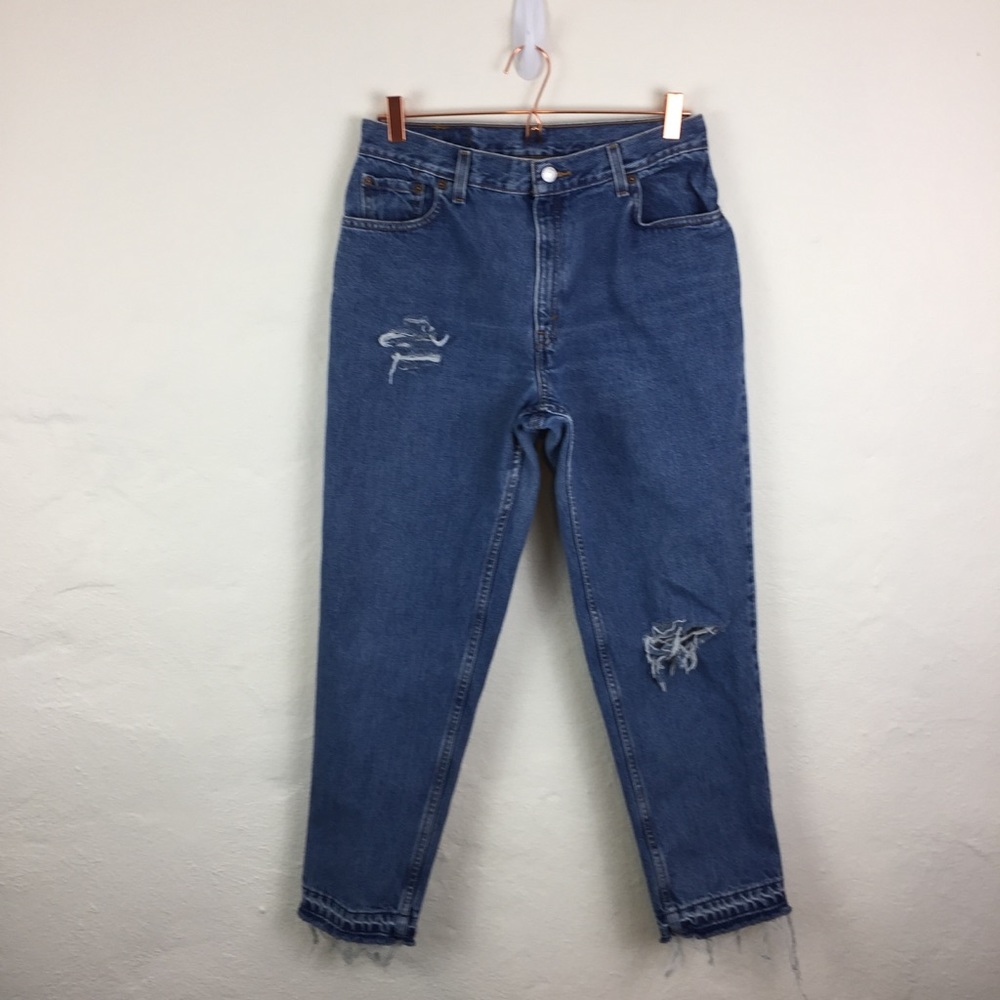 LEVIS 550 High Rise DISTRESSED Tapered Leg JEANS